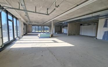 Commercial - image - 7