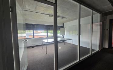 Office - image - 5