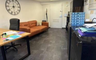 Bureau - image - 3
