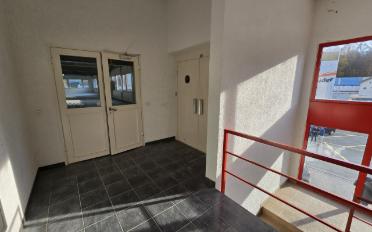 Office - image - 5