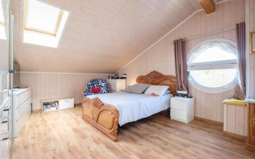 Bifamiliar house - image - 7