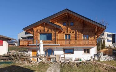 Chalet 4.5 pièces - image - 1