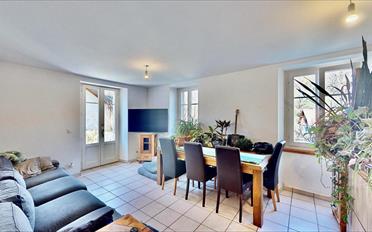 Residential building 11 rooms - image - 3