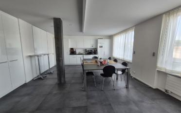 Office - image - 8