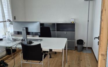 Office - image - 5