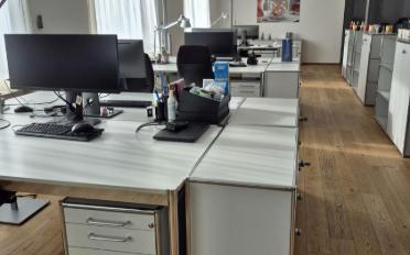 Office - image - 7