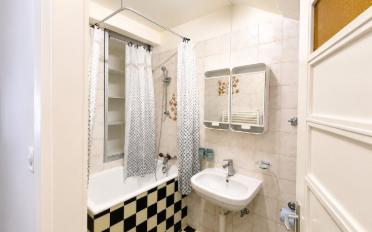Apartment 4 rooms - image - 2