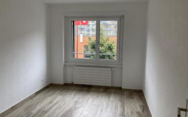 Apartment 4 rooms - image - 2