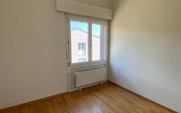 Apartment 4 rooms - image - 7