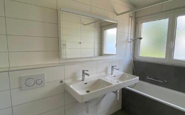 Apartment 4 rooms - image - 11