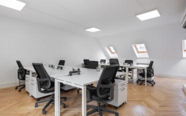 Office - image - 10