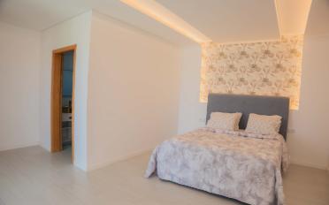 Villa 5 rooms - image - 4