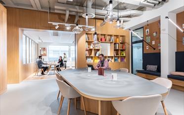 Office - image - 11
