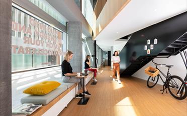 Office - image - 4
