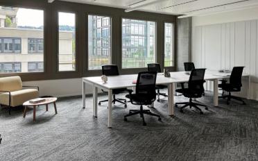 Office - image - 4