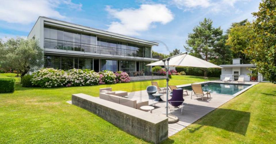 Cologny