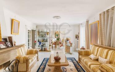 Single house 10 rooms - image - 3