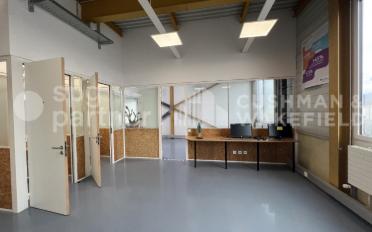 Office - image - 7