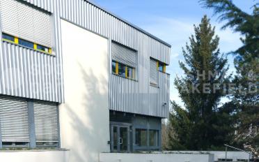 Commercial - image - 4