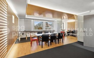 Office - image - 4