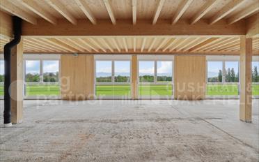 Commercial - image - 3