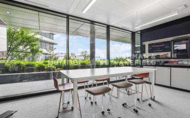 Office - image - 11