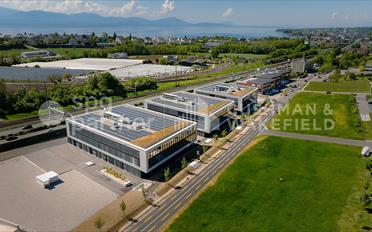 Commercial - image - 12
