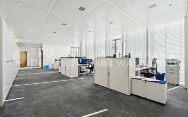 Office - image - 5