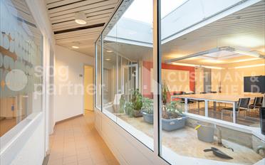 Office - image - 10