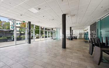 Commercial - image - 6