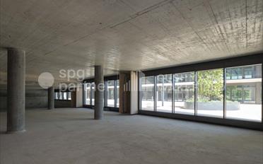 Office - image - 8