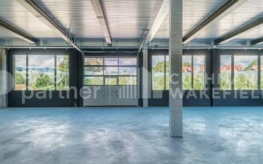 Commercial - image - 3