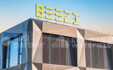 Commercial - image - 8