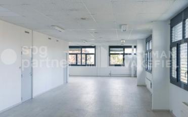 Commercial - image - 12