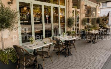 Commercial - image - 4
