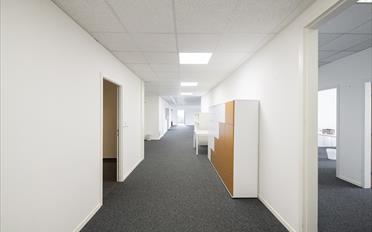 Office - image - 4