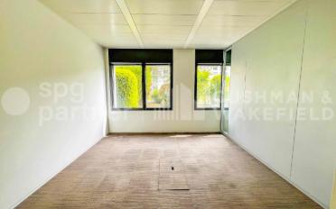 Office - image - 11