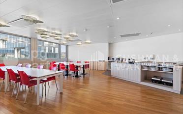 Office - image - 11