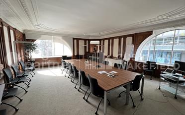 Office - image - 8