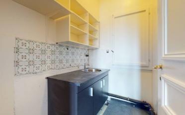 Office - image - 4