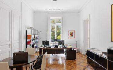 Bureau - image - 10