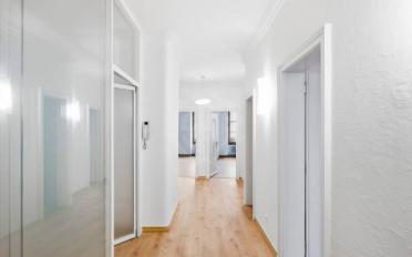 Office - image - 10