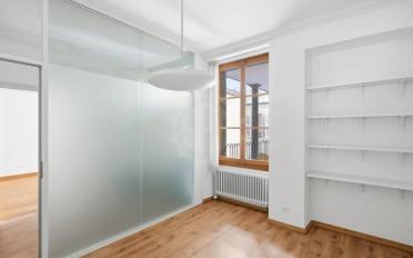Office - image - 11