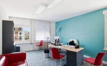Office - image - 8