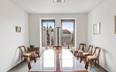 Office - image - 5