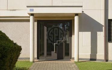 Covered slot - image - 4