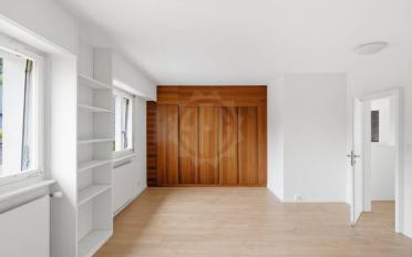 Single house 10 rooms - image - 9