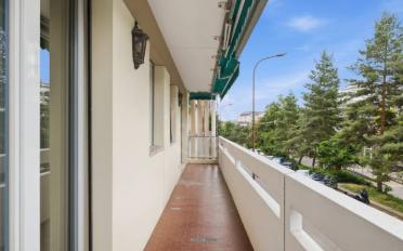 Apartment 4 rooms - image - 9