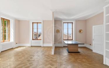 Apartment 6 rooms - image - 3