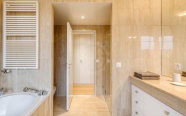 Apartment 5 rooms - image - 10